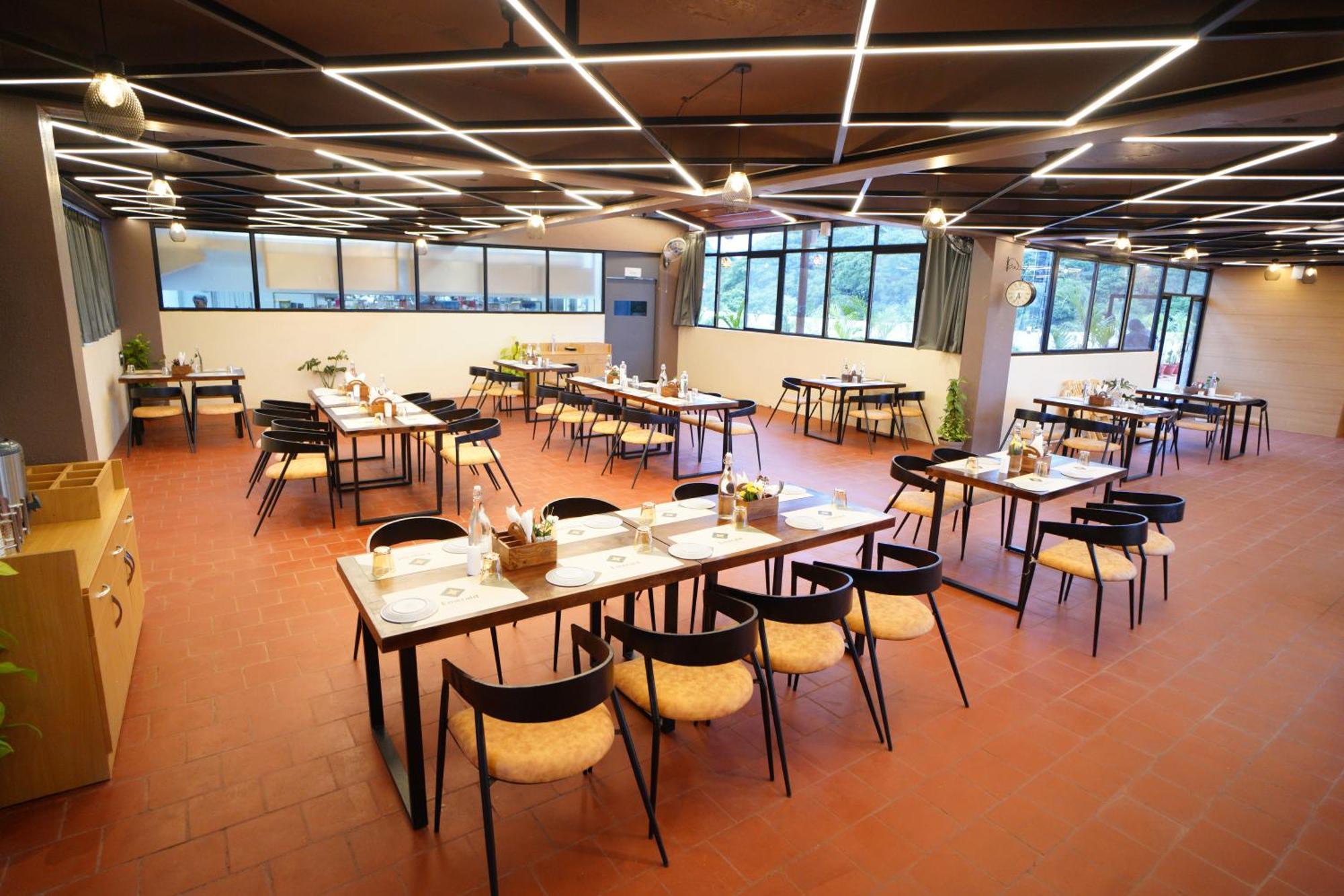 Emerald Urban Comforts Mysore Exterior photo