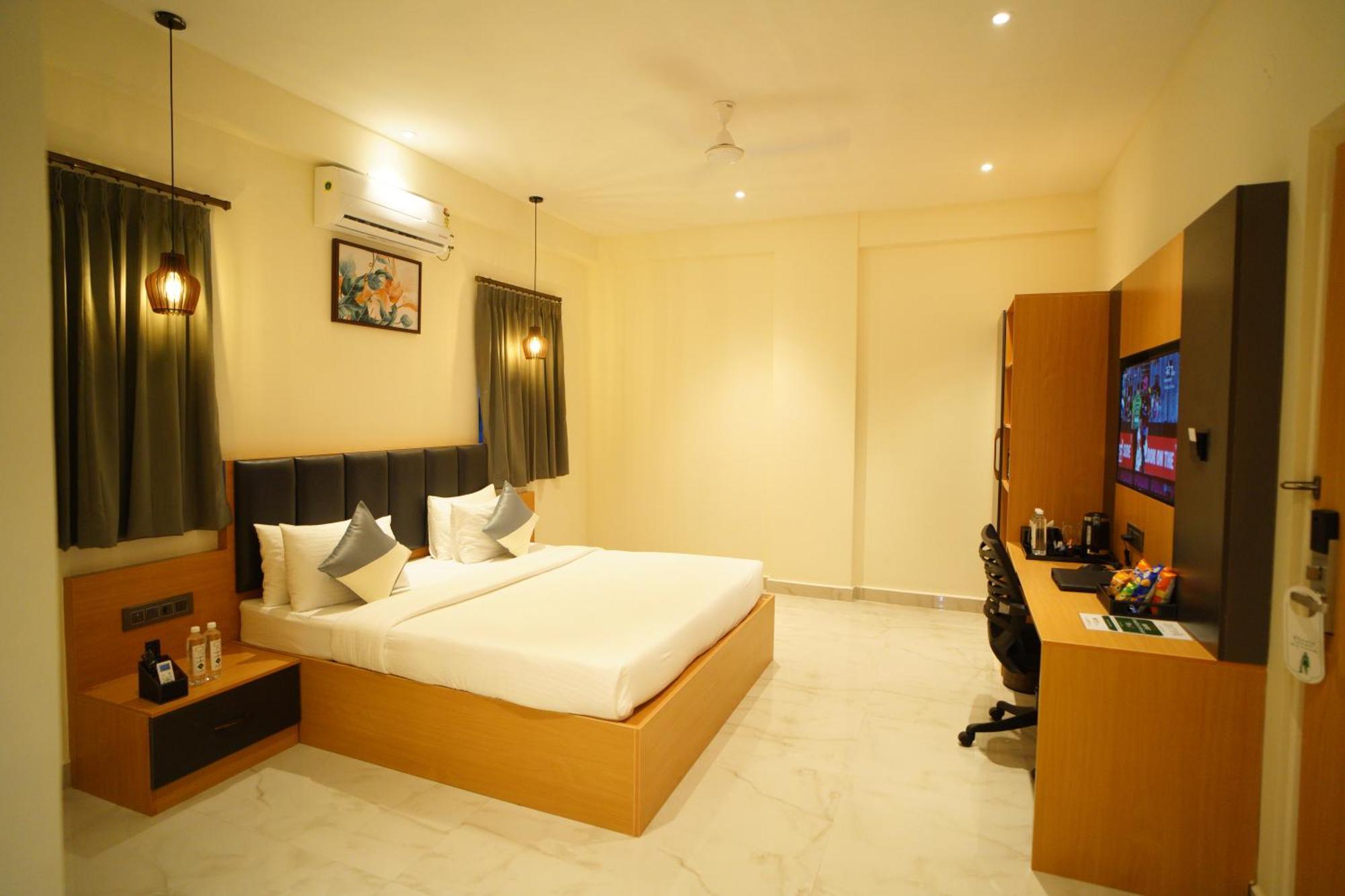 Emerald Urban Comforts Mysore Exterior photo