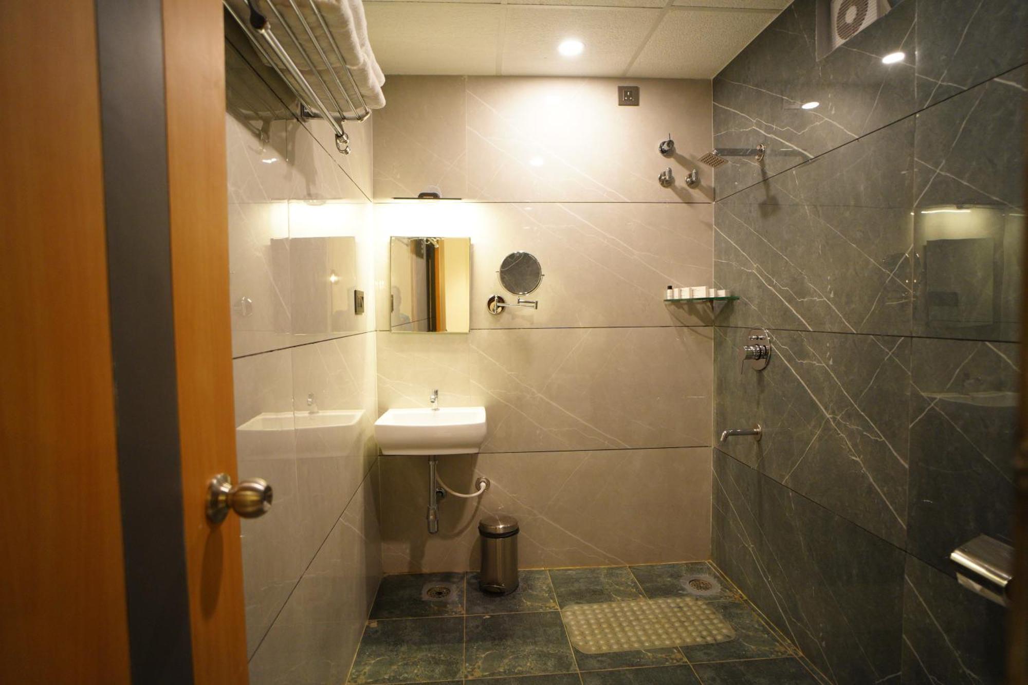 Emerald Urban Comforts Mysore Exterior photo