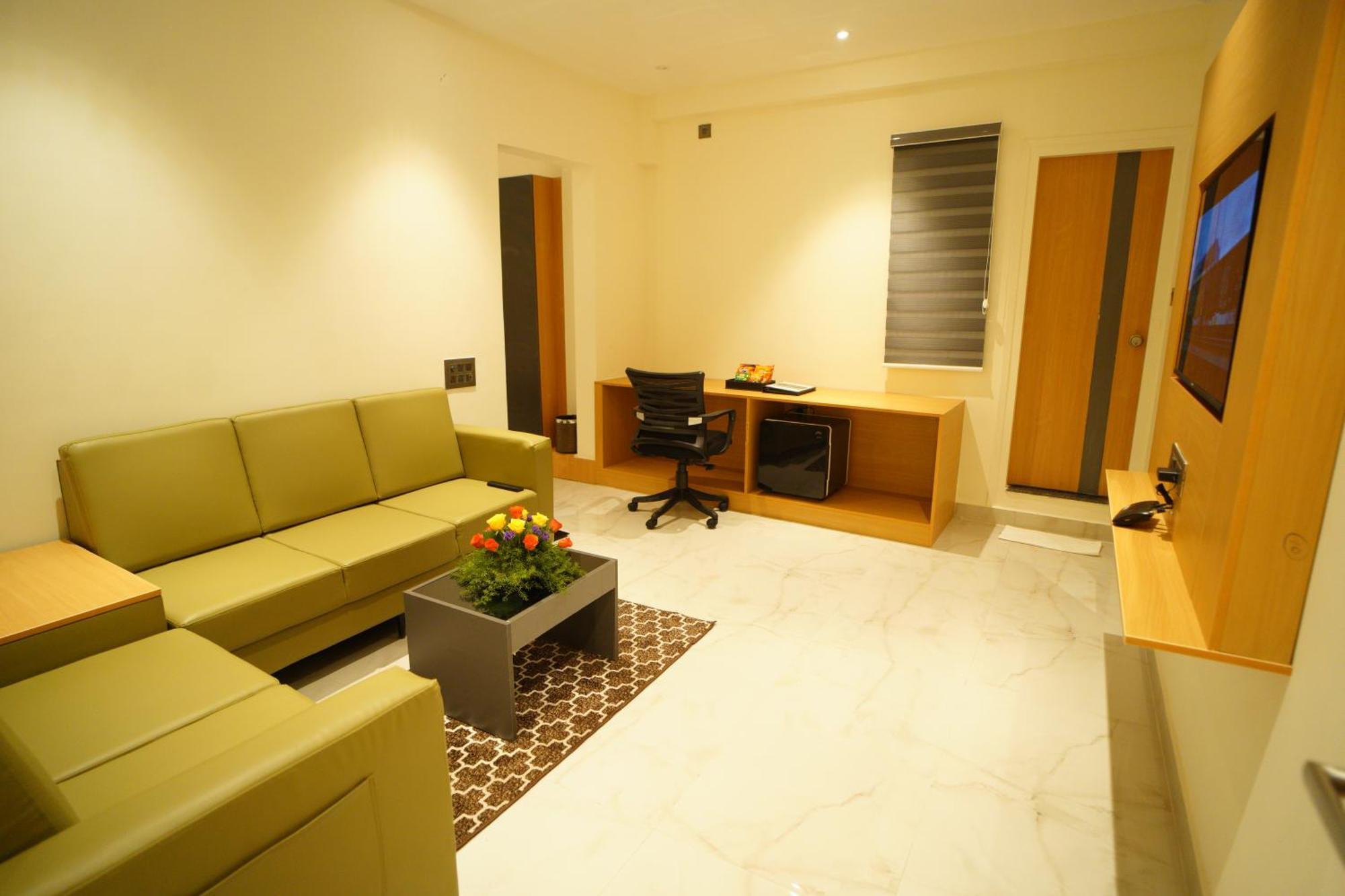 Emerald Urban Comforts Mysore Exterior photo
